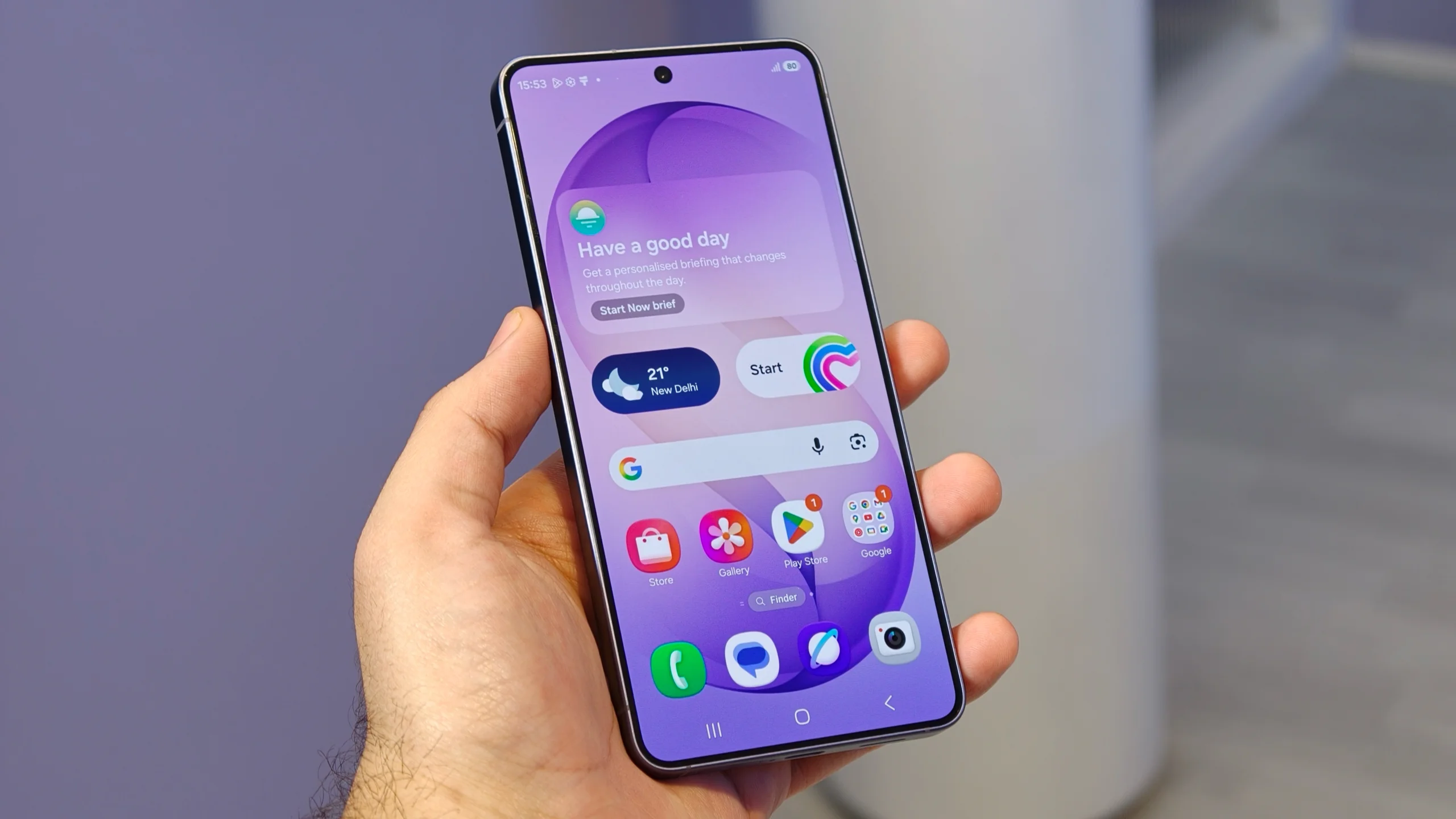 Display of the Samsung Galaxy S26 Ultra showing the One UI home screen