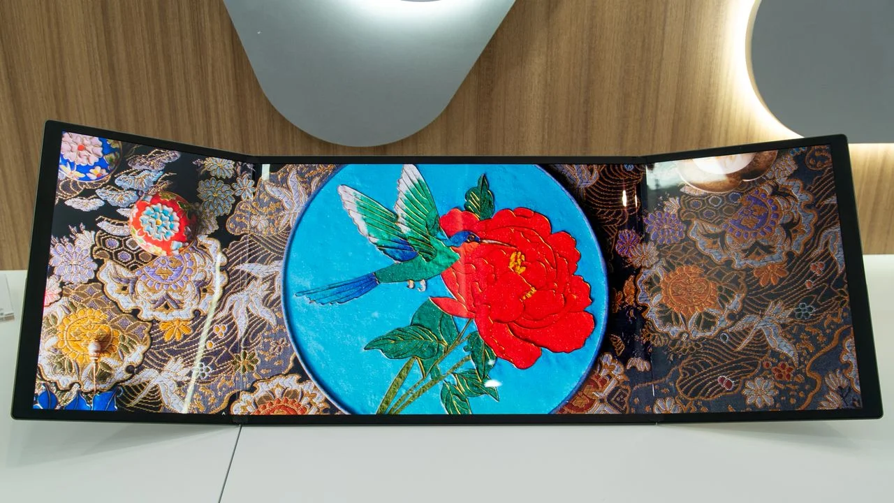 6 of the coolest display innovations I saw from TCL at MWC, and some of them could be in your next phone